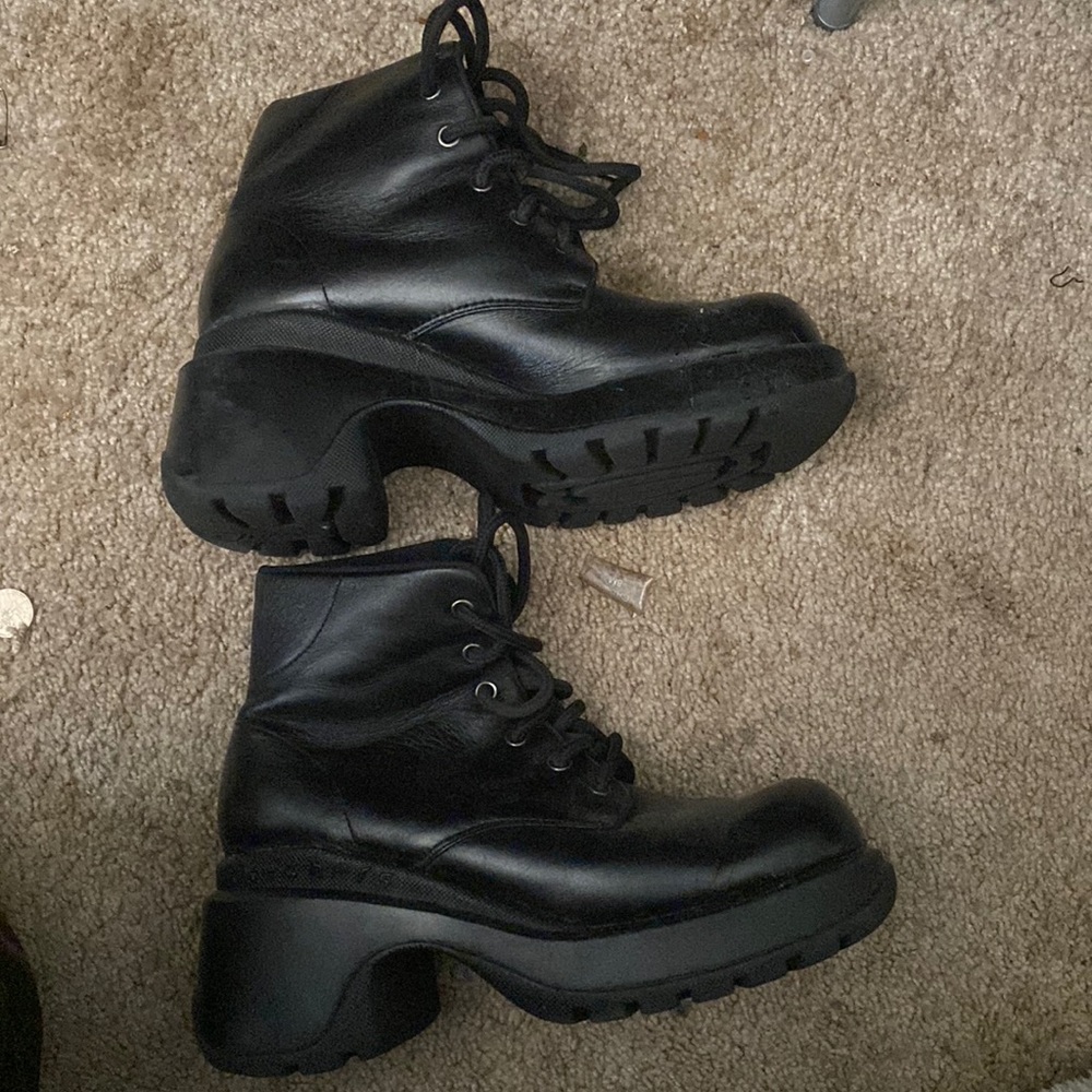 Vintage sketchers grunge punk black combat boots with chunky heel 7.5